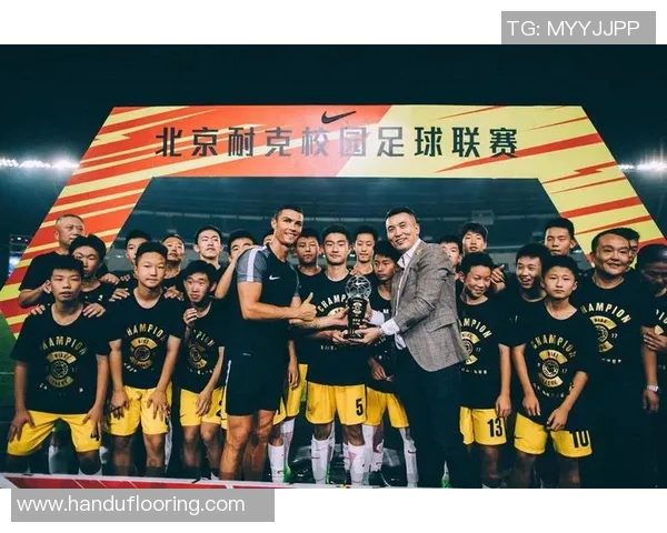 武汉足球队近期状态深度对比分析及未来发展趋势探讨